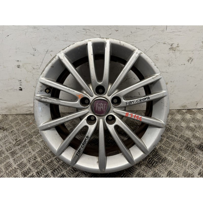 1 Cerchio in lega Fiat Croma 16 pollici 6.5Jx16H2 ET36 735446173 usato B3154 1 Cerchio in lega Fiat Croma 16 pollici 6.5Jx16H2 ET36 735446173 usato B3154