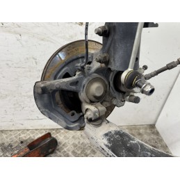 Mozzo Fusello sospensione anteriore destra Smart 453 0.9 1.0 Montante  B3219