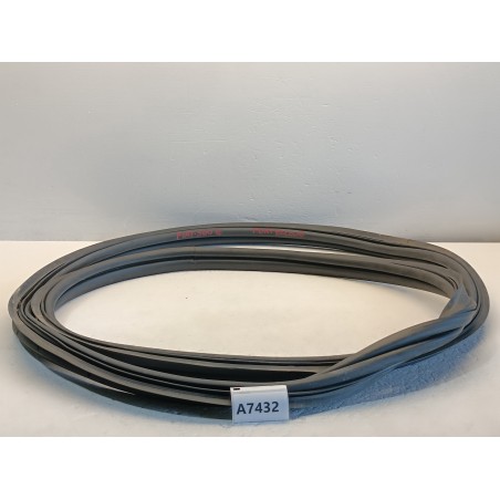 Guarnizione gomma portellone cofano posteriore Fiat 500e elettrica  A7432