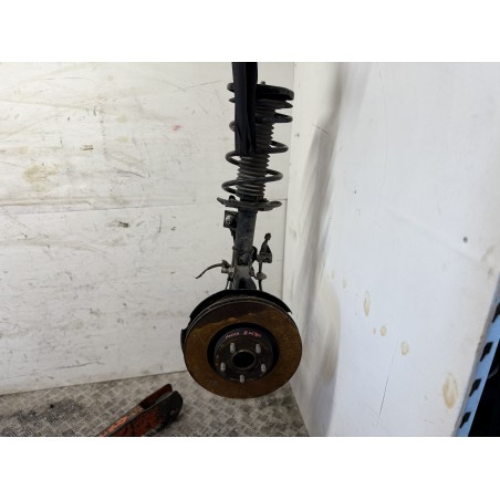 Mozzo fusello anteriore destro completo Ford Focus 4 2018 ST Line usato  B3225