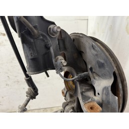Mozzo fusello anteriore destro completo Ford Focus 4 2018 ST Line usato  B3225