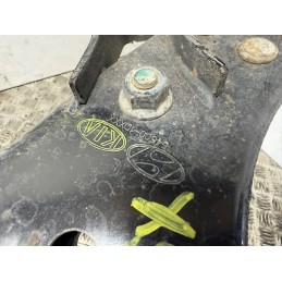 Mozzo fusello anteriore sinistro completo Kia Carens 2008 2.0 diesel usato  B3223