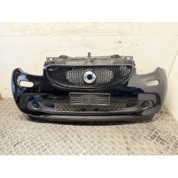 Paraurti anteriore Smart Forfour 453 nero A45388096019999 usato  B3284