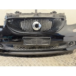 Paraurti anteriore Smart Forfour 453 nero A45388096019999 usato  B3284