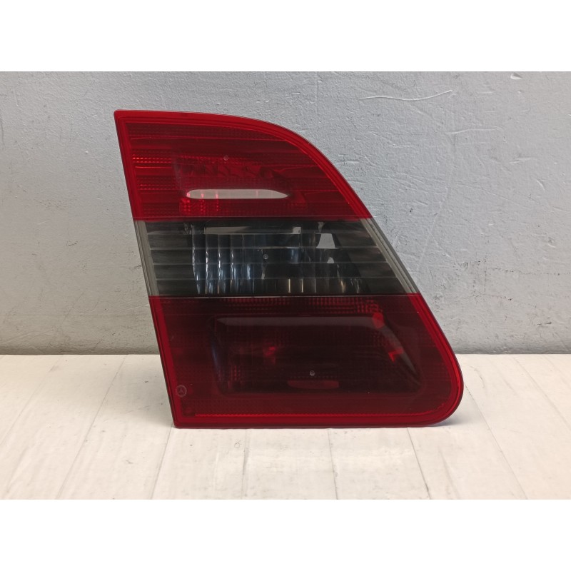 Fanale posteriore sinistro interno Mercedes Classe B W245 A1698201564 A9709 Fanale posteriore sinistro interno Mercedes Classe B W245 A1698201564 A9709
