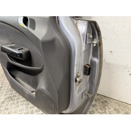 Porta anteriore sinistra Opel Corsa D grigio chiaro usata 93189328 completa  B3278