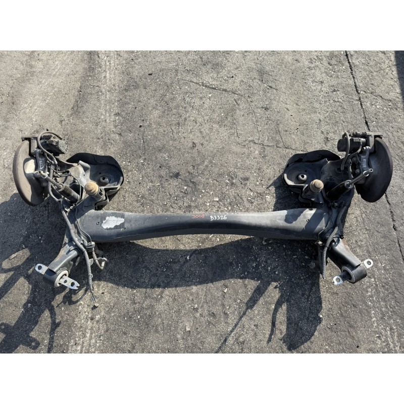 Ponte posteriore Peugeot 3008 2 serie 1.5 HDi 2018 completo dischi e mozzi B3326 Ponte posteriore Peugeot 3008 2 serie 1.5 HDi 2018 completo dischi e mozzi B3326