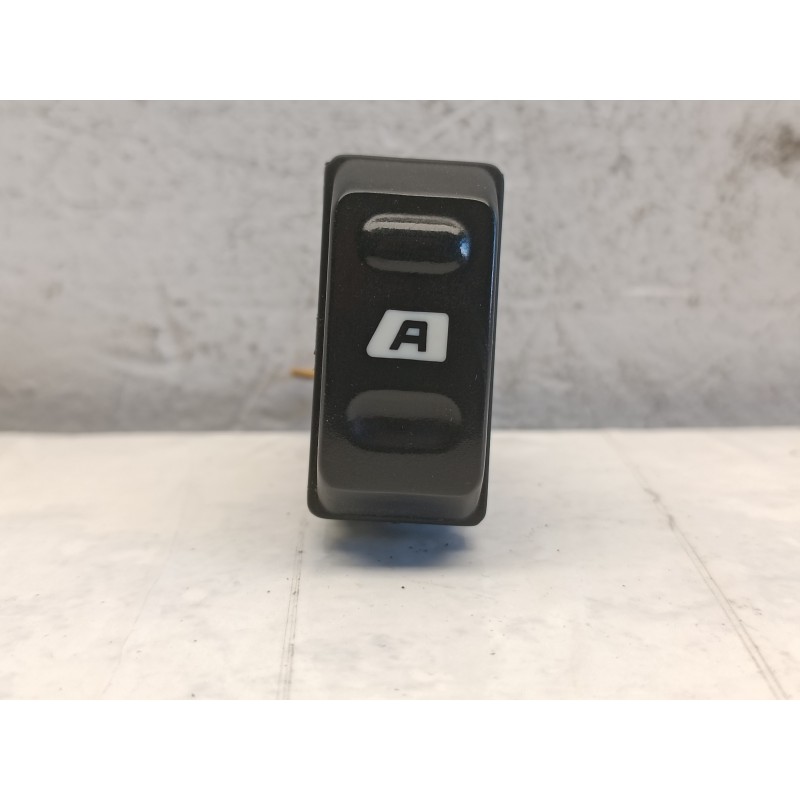 Pulsante alzavetro anteriore sinistro Citroen Xsara Picasso 1999 2010 A9774 Pulsante alzavetro anteriore sinistro Citroen Xsara Picasso 1999 2010 A9774