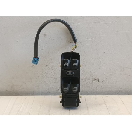 Pulsantiera alzavetro anteriore sinistra Mercedes Classe C W203 A2038210479  A9784