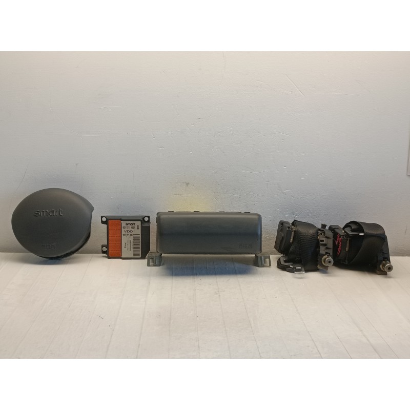 Kit airbag volante cinture Smart fortwo 450 1998 2007 0001211v007 A9810 Kit airbag volante cinture Smart fortwo 450 1998 2007 0001211v007 A9810