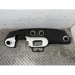 Cruscotto Smart ForFour 453 nero con airbag passeggero modanatura bianca  B3353