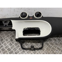 Cruscotto Smart ForFour 453 nero con airbag passeggero modanatura bianca  B3353