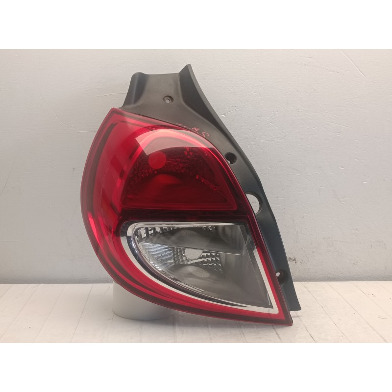 Stop faro fanale posteriore sinistro Renault Clio 3 8200886944 2009 2012 A9835 Stop faro fanale posteriore sinistro Renault Clio 3 8200886944 2009 2012 A9835
