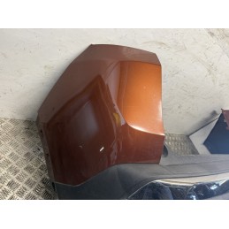 Paraurti posteriore Peugeot 3008 II 2016 2020 Arancione sensori fendinebbia usato  B3356
