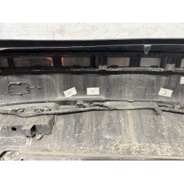 Paraurti posteriore Peugeot 3008 II 2016 2020 Arancione sensori fendinebbia usato  B3356