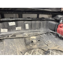Paraurti posteriore Peugeot 3008 II 2016 2020 Arancione sensori fendinebbia usato  B3356