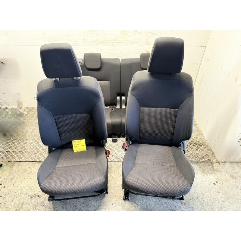 Tappezzeria completa Suzuki Ignis 2016 sedili anteriori tessuto nera B3333 Tappezzeria completa Suzuki Ignis 2016 sedili anteriori tessuto nera B3333