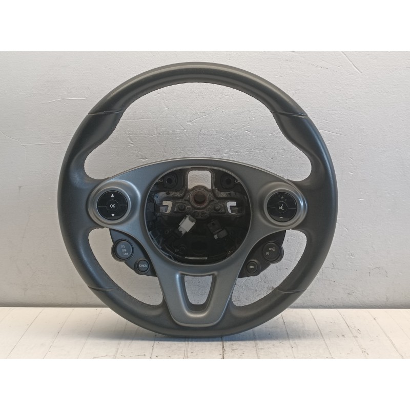 Volante pelle comandi speedtronic Smart fortwo 453 A4534600403 A9902 Volante pelle comandi speedtronic Smart fortwo 453 A4534600403 A9902