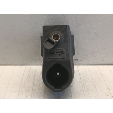 Tunnel centrale USB presa Smart fortwo 453 A4536809803 9J65  A9920