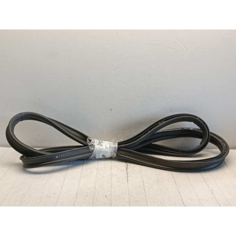 Guarnizione gomma vano portellone posteriore Smart fortwo 453 2014 in poi A9926 Guarnizione gomma vano portellone posteriore Smart fortwo 453 2014 in poi A9926