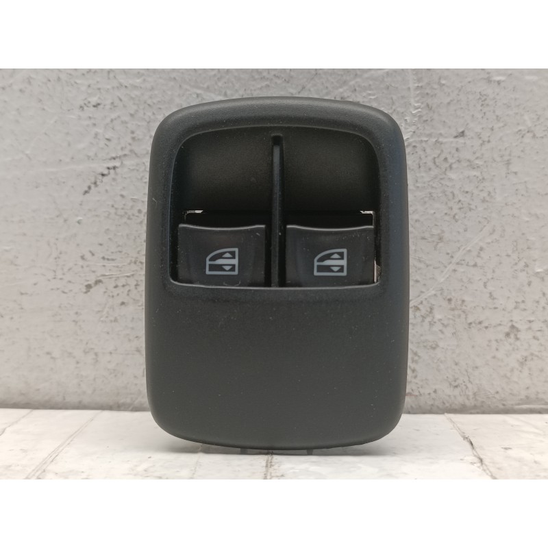 Pulsantiera alzavetro alzacristalli Smart fortwo 453 254117227R 2014 in poi A9935 Pulsantiera alzavetro alzacristalli Smart fortwo 453 254117227R 2014 in poi A9935