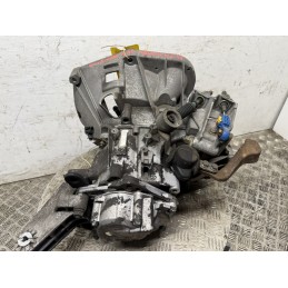Cambio manuale Alfa Romeo 147 1.6 benzina 66.000km AR37203  B3398