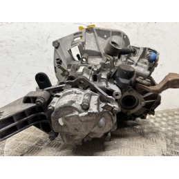 Cambio manuale Alfa Romeo 147 1.6 benzina 66.000km AR37203  B3398