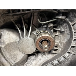 Cambio manuale Opel Corsa D 1.2 benzina 63kW A12XER  B3397