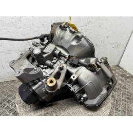 Cambio manuale Opel Corsa D 1.2 benzina 63kW A12XER  B3397