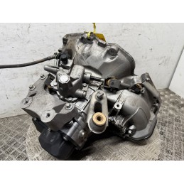 Cambio manuale Opel Corsa D 1.2 benzina 63kW A12XER  B3397