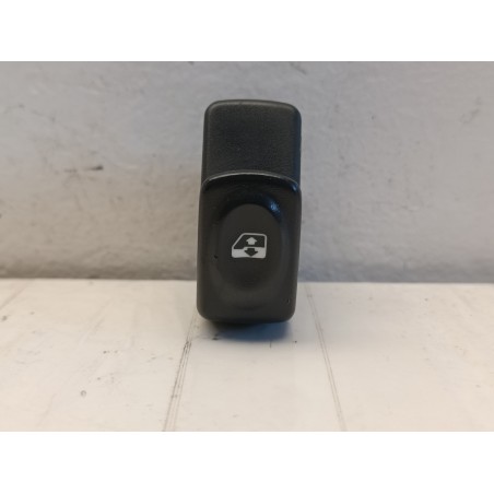 Pulsantiera alzacristalli alzavetro sinistro Renault Clio 2 1998 2001 430000k  A9979