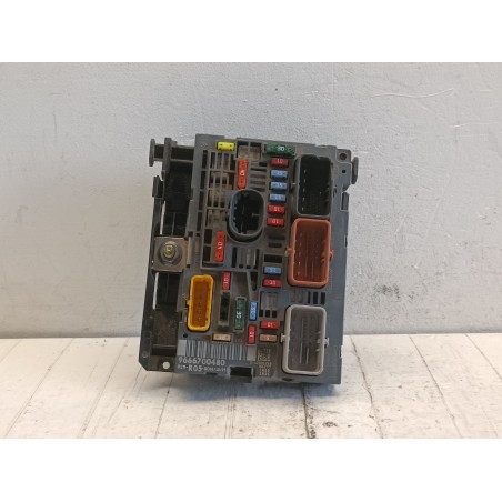 Centralina porta fusibili BSM Peugeot 2071.4D 8HZ 9666700480  A9994