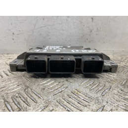 Centralina motore Renault Twingo II 2 serie 1.2B 8200774747 D7FA8  A3043