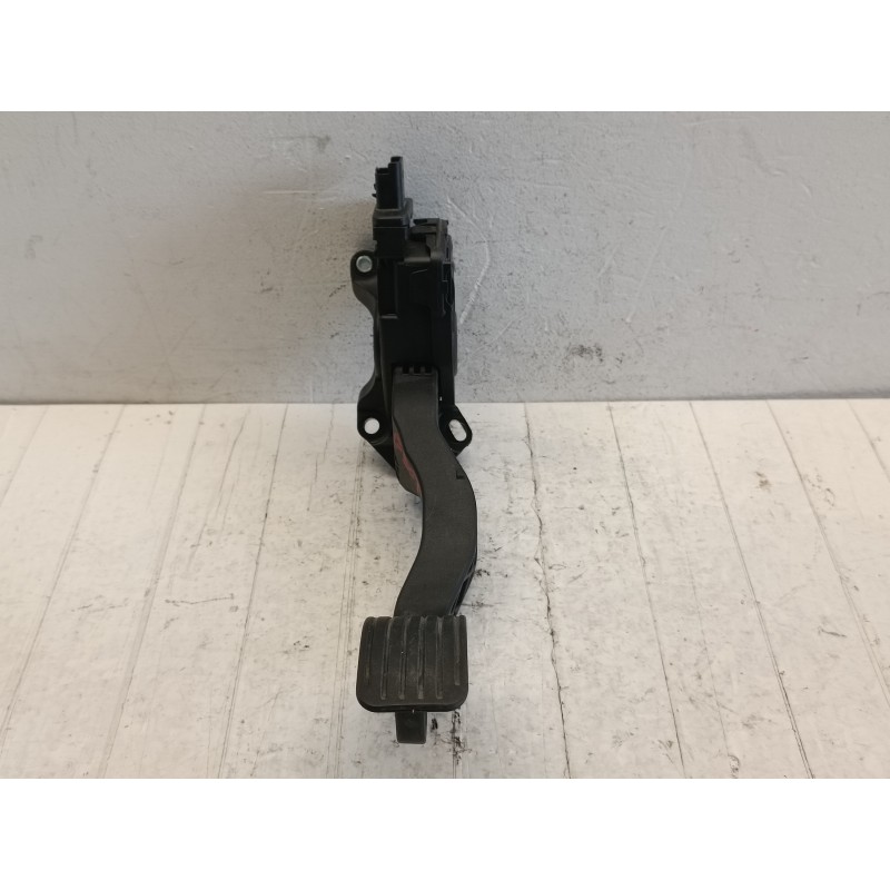 Pedale acceleratore Peugeot 207 1.4d 2006 2015 9680756880 A10019 Pedale acceleratore Peugeot 207 1.4d 2006 2015 9680756880 A10019