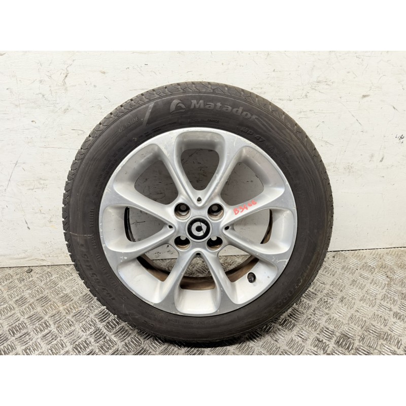 Cerchio lega Smart 453 15 pollici usato con gomma 165/65/15 Scorta B3466 Cerchio lega Smart 453 15 pollici usato con gomma 165/65/15 Scorta B3466