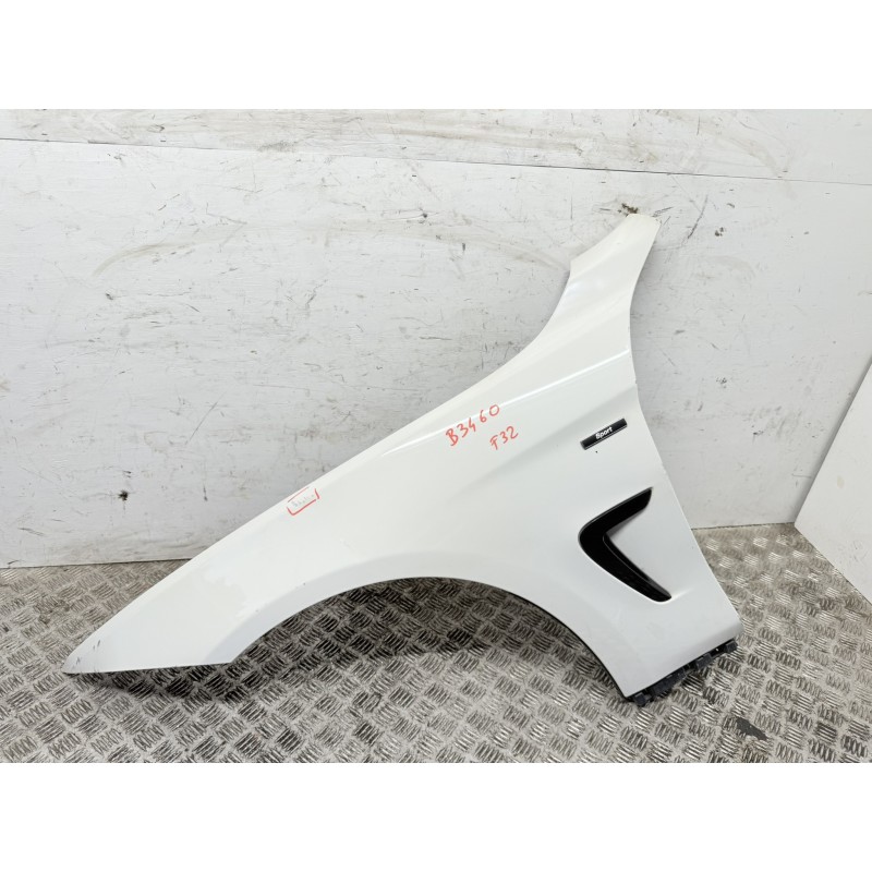 Parafango anteriore sinistro BMW Serie 4 F32 2013 bianco sport usato B3460 Parafango anteriore sinistro BMW Serie 4 F32 2013 bianco sport usato B3460