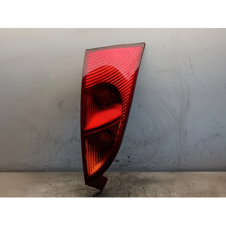 Fanale Stop Posteriore Destro Ford Focus Berlina 1 Serie 1998 2004  A6213