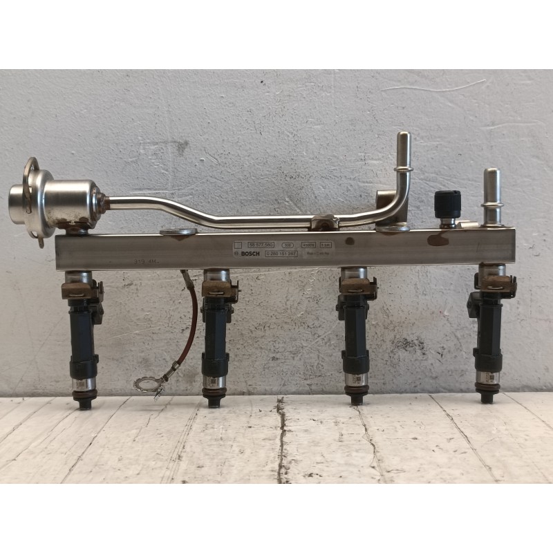 Kit 4 iniettori flauto Opel Meriva B 1.4B B14NEL 55577580 0280158205 A10047 Kit 4 iniettori flauto Opel Meriva B 1.4B B14NEL 55577580 0280158205 A10047