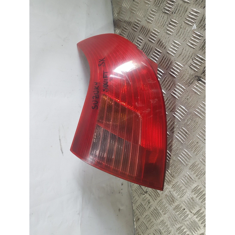 Fanale Posteriore Sinistro Suzuki Swift 4 Serie 2004 2010 Stop  A1574