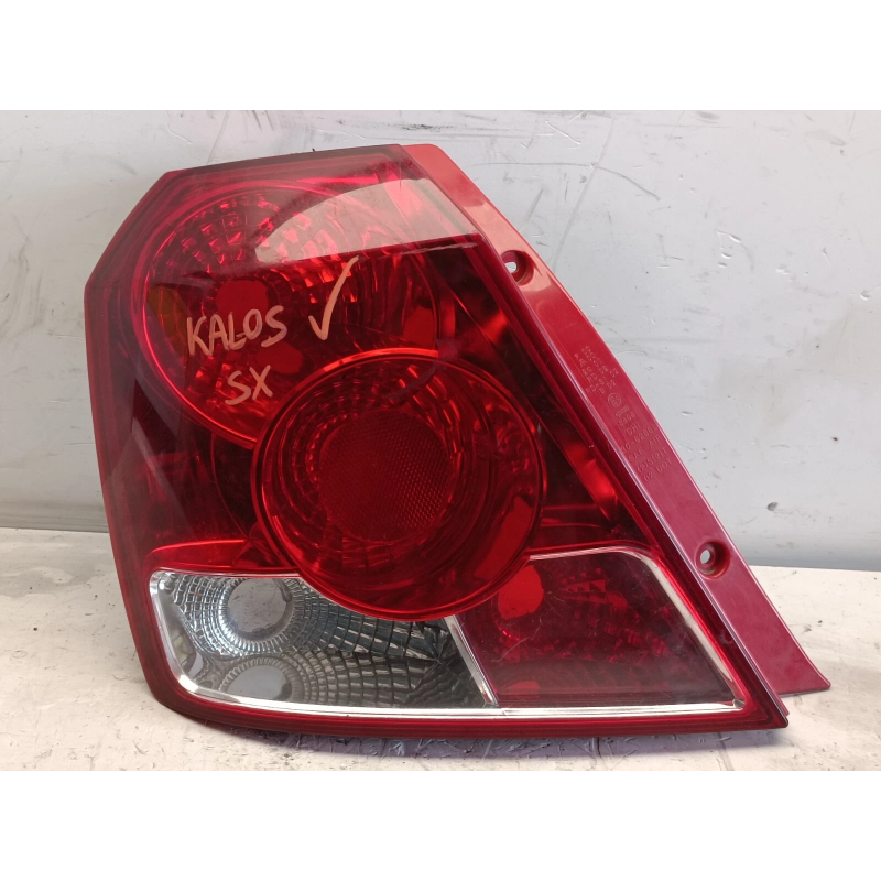 Fanale Posteriore Sinistro Chevrolet Kalos 2002 2008 Stop 96540268 A4868 Fanale Posteriore Sinistro Chevrolet Kalos 2002 2008 Stop 96540268 A4868