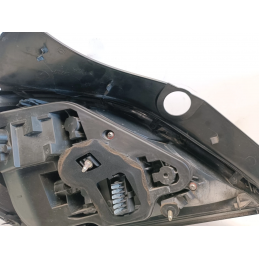 STOP FANALE POSTERIORE DESTRO OPEL Astra H Berlina 2004 2011  A4682