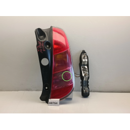 STOP FANALE FARO POSTERIORE DESTRO LANCIA YPSILON 843 2004 2006  A8764