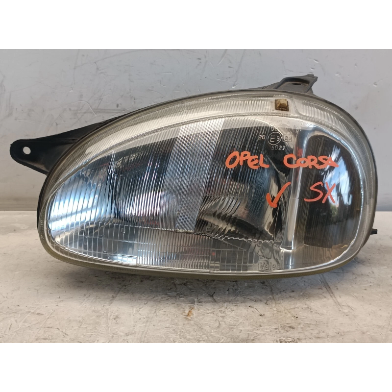 FARO FANALE ANTERIORE SINISTRO OPEL CORSA B RESTYLING 1997 2000  A4982