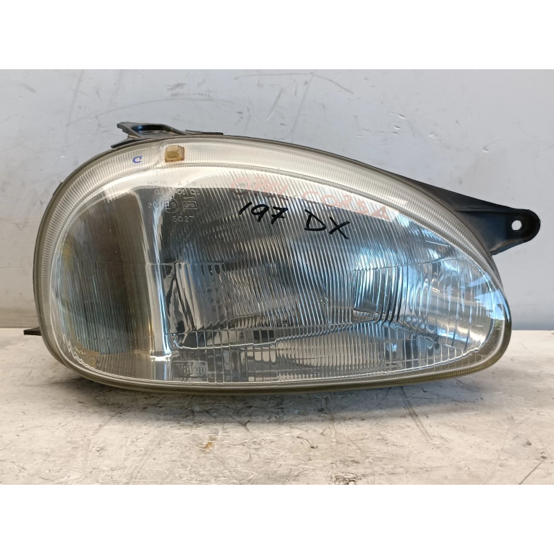Faro fanale anteriore destro Opel Corsa B restyling 1997 2000 A4988 Faro fanale anteriore destro Opel Corsa B restyling 1997 2000 A4988