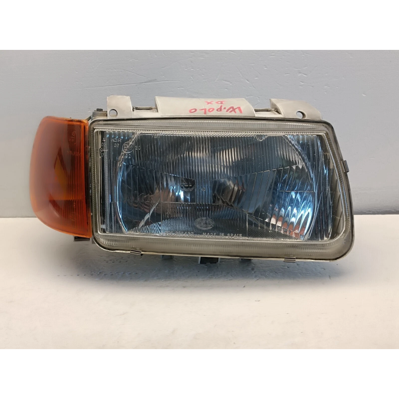Fanale Faro anteriore destro Volkswagen Polo Mk3 6N 1994 1999 A7490 Fanale Faro anteriore destro Volkswagen Polo Mk3 6N 1994 1999 A7490
