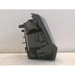 Stop fanale interno sul portellone sinistro Peugeot 3008 2 9810477880  A10207