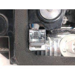 Stop fanale interno sul portellone sinistro Peugeot 3008 2 9810477880  A10207