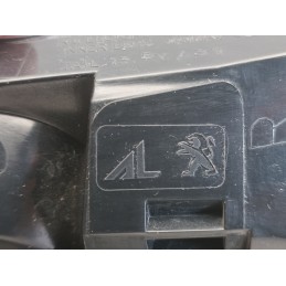 Stop posteriore interno destro sul portellone Peugeot 3008 2 9810477780  A10208