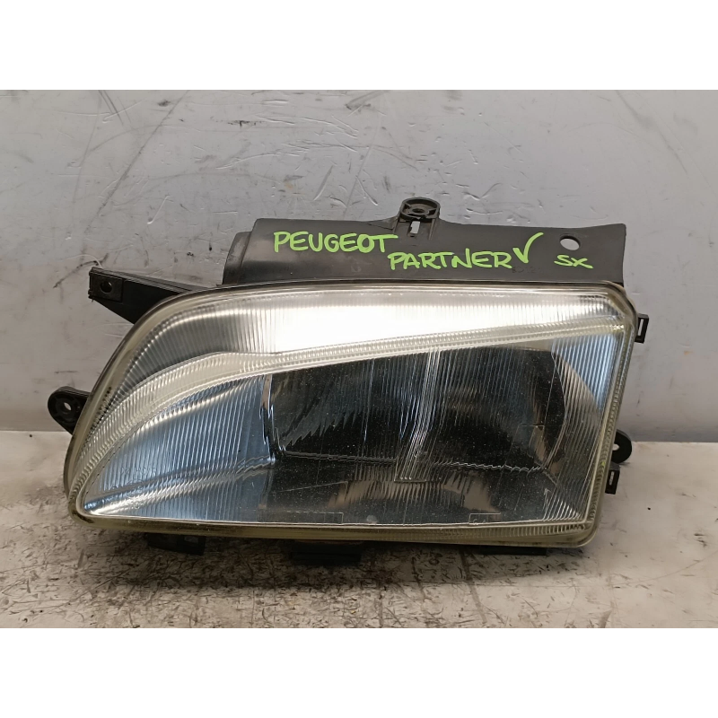FARO FANALE ANTERIORE SINISTRO PEUGEOT PARTNER RANCH 1996 2002 A5764 FARO FANALE ANTERIORE SINISTRO PEUGEOT PARTNER RANCH 1996 2002 A5764