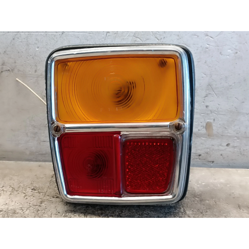 FARO FANALE POSTERIORE DESTRO AIRC SIMCA 1000 ORIGINALE USATO A6370 FARO FANALE POSTERIORE DESTRO AIRC SIMCA 1000 ORIGINALE USATO A6370